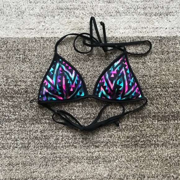 PINK Reversible Black and Patterned Bikini Top - Picture 2 of 4